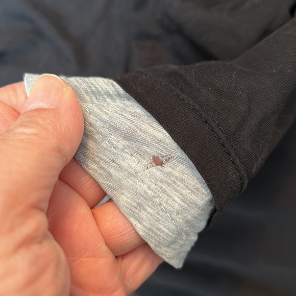 VINCE men lightweight navy and grey trim hoodie size small - Picture 7 of 8